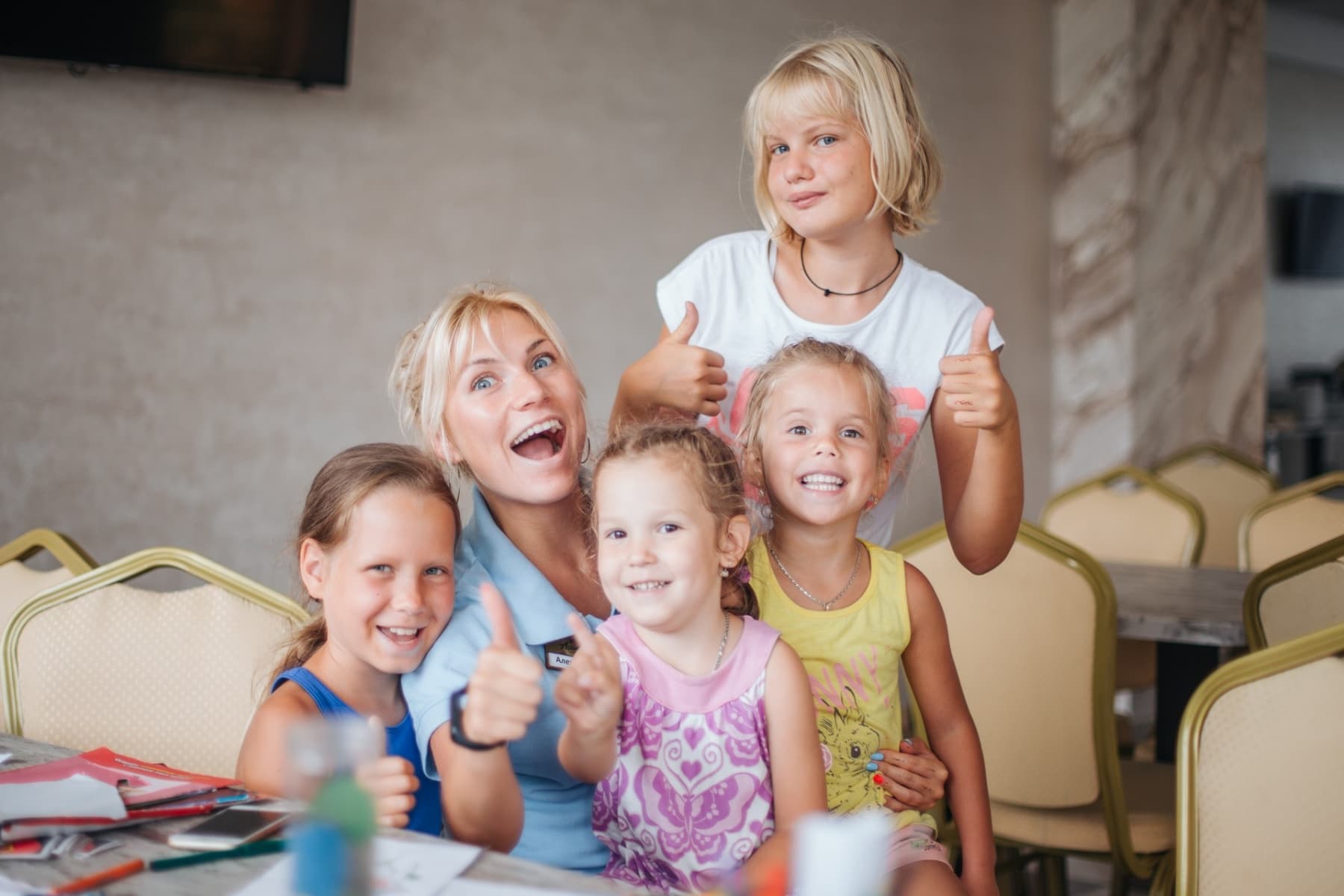 Зона отдыха у бассейна